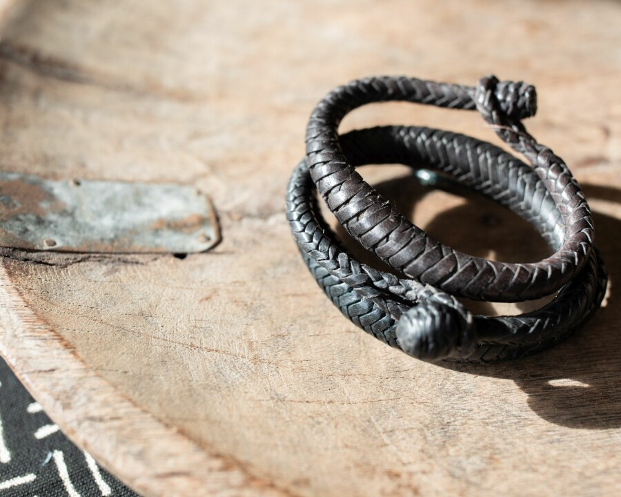 leather braided bracelet small black